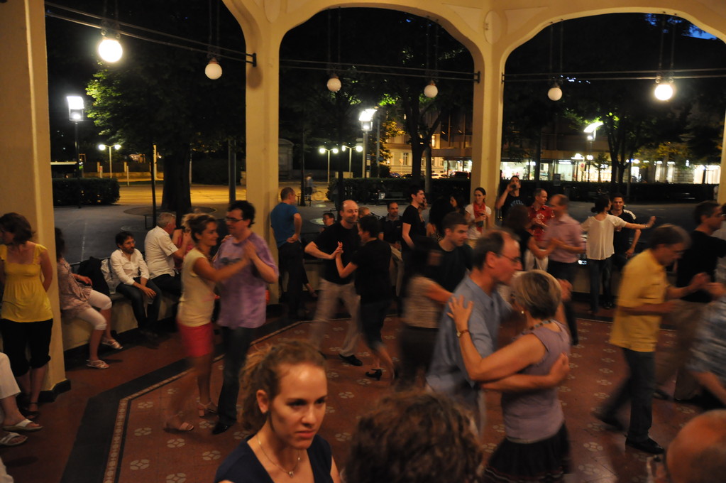 Rueda de Casino, Salsa, Kizomba, Bachata