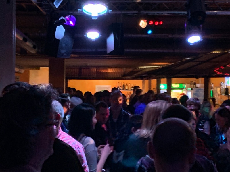 Rosentanz Nacht mit Happy Tänzer